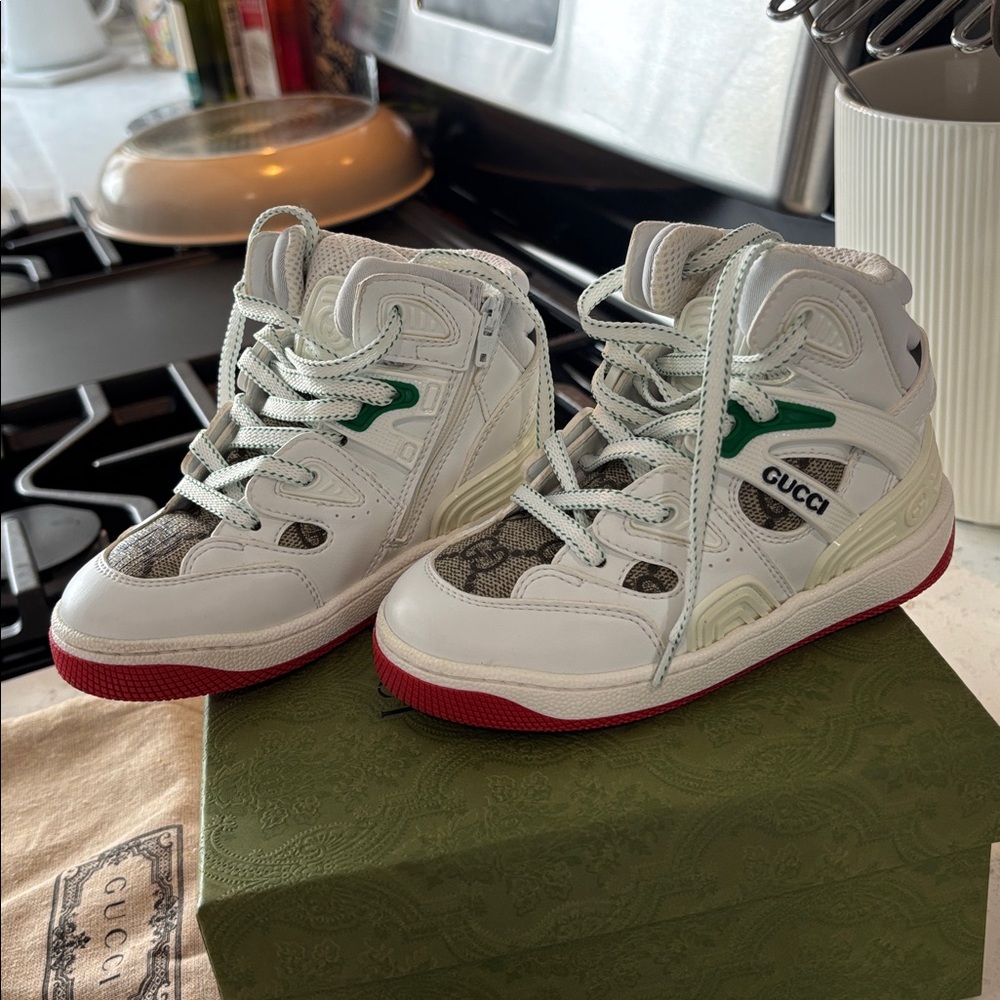 Gucci Toddler Sneakers - Picture 3 of 6